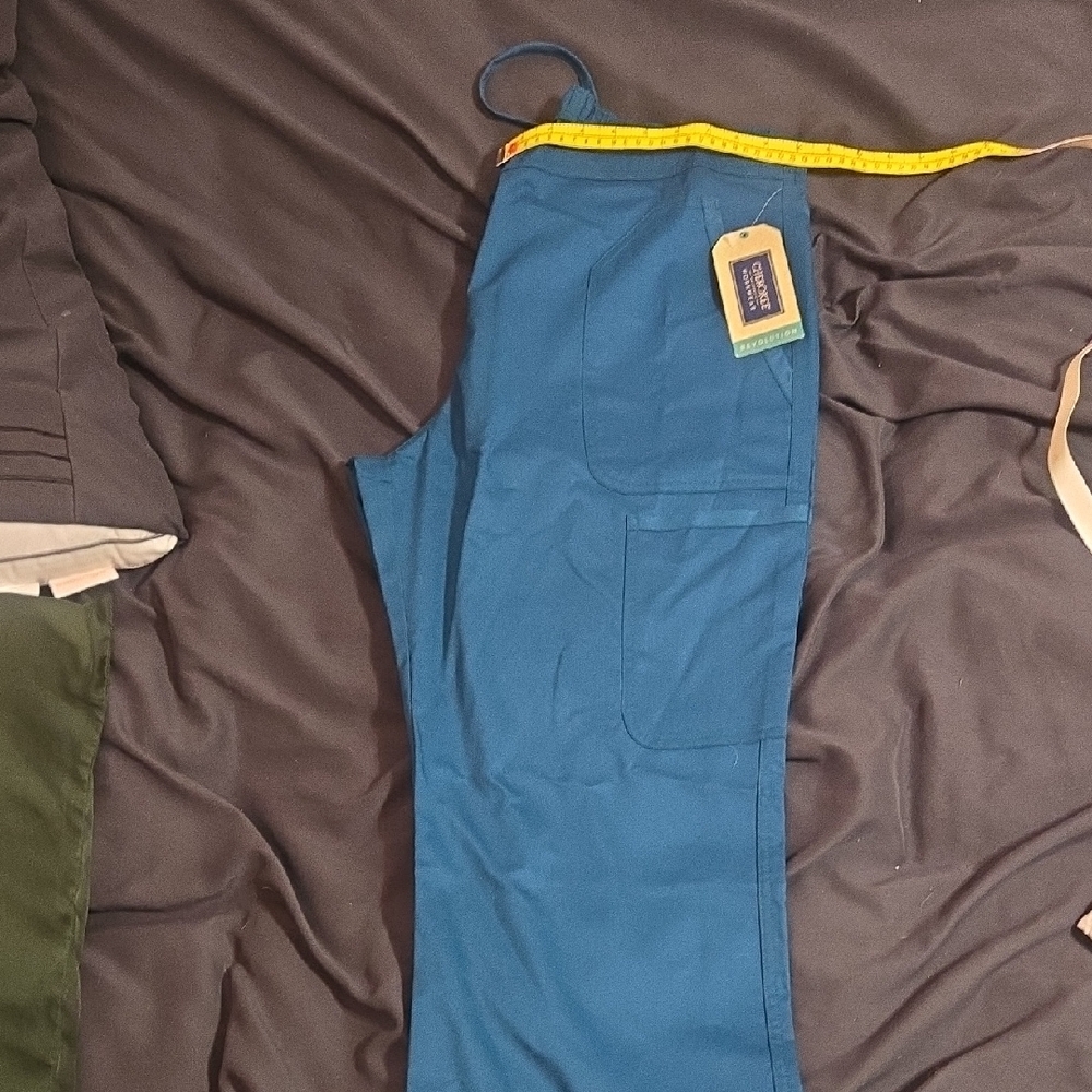 Nwt Cherokee Caribeean Blue Kickflare Scrub Pants L